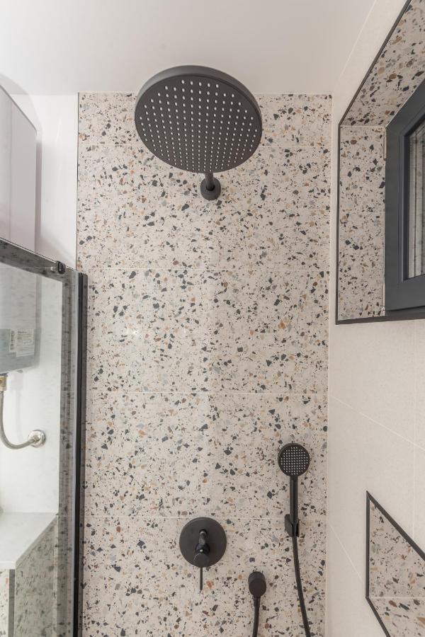 Studio Apartment Bianco, Near Beach, Free Parking, Wi-Fi Makarska Extérieur photo